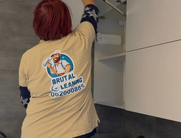 Spălarea geamuri și vitrine-prețuri BrutalCleaning